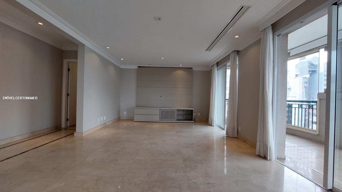 Apartamento à venda com 4 quartos, 238m² - Foto 15