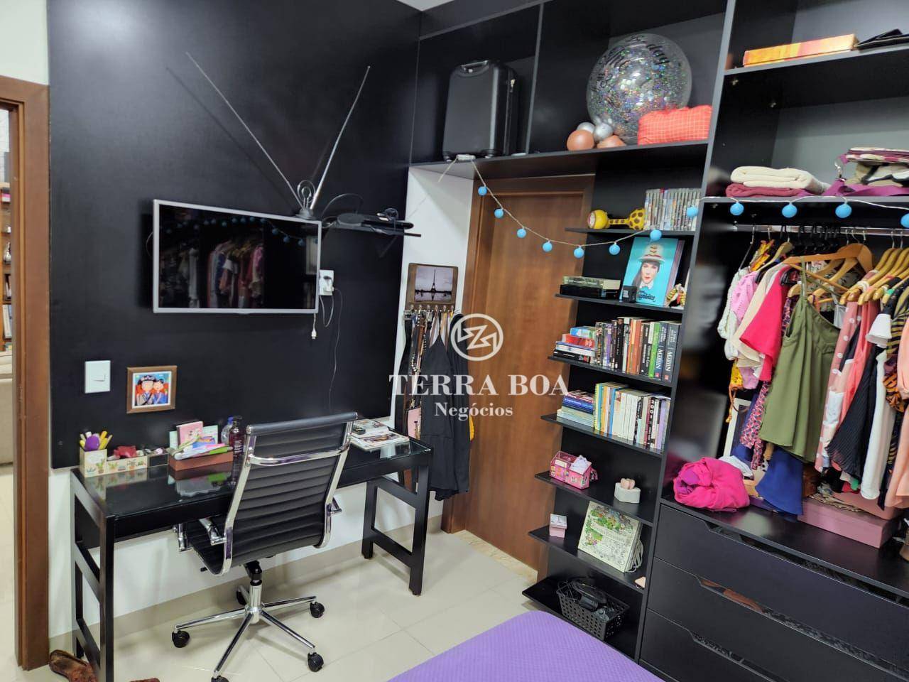 Casa de Condomínio à venda com 3 quartos, 220m² - Foto 19