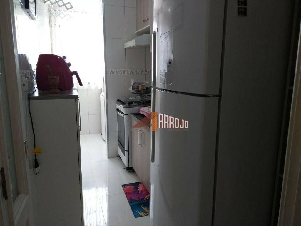 Apartamento à venda com 2 quartos, 47m² - Foto 9