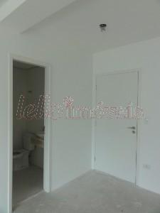 Apartamento à venda com 3 quartos, 220m² - Foto 4