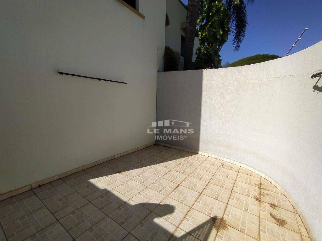 Casa à venda com 5 quartos, 276m² - Foto 36