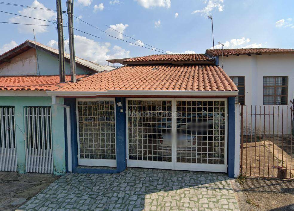 Casa à venda com 3 quartos, 110m² - Foto 1