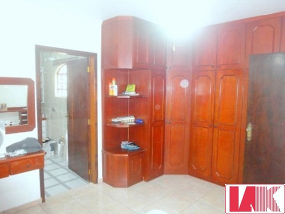 Sobrado à venda com 2 quartos, 16977m² - Foto 25