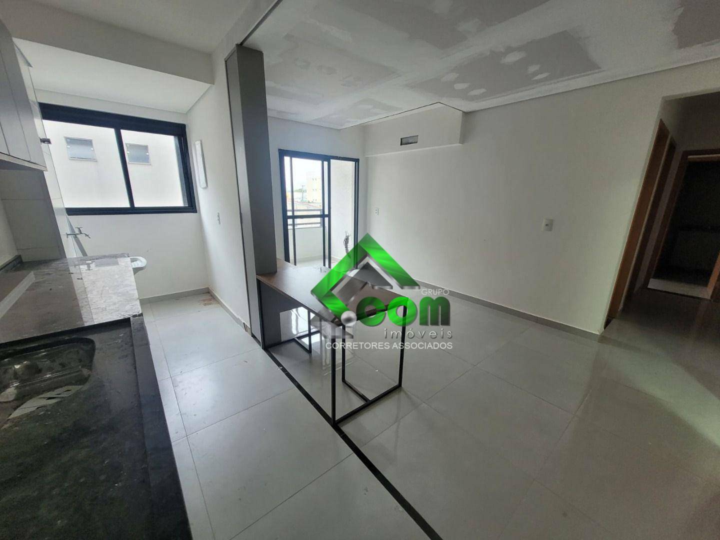 Apartamento à venda com 2 quartos, 68m² - Foto 6