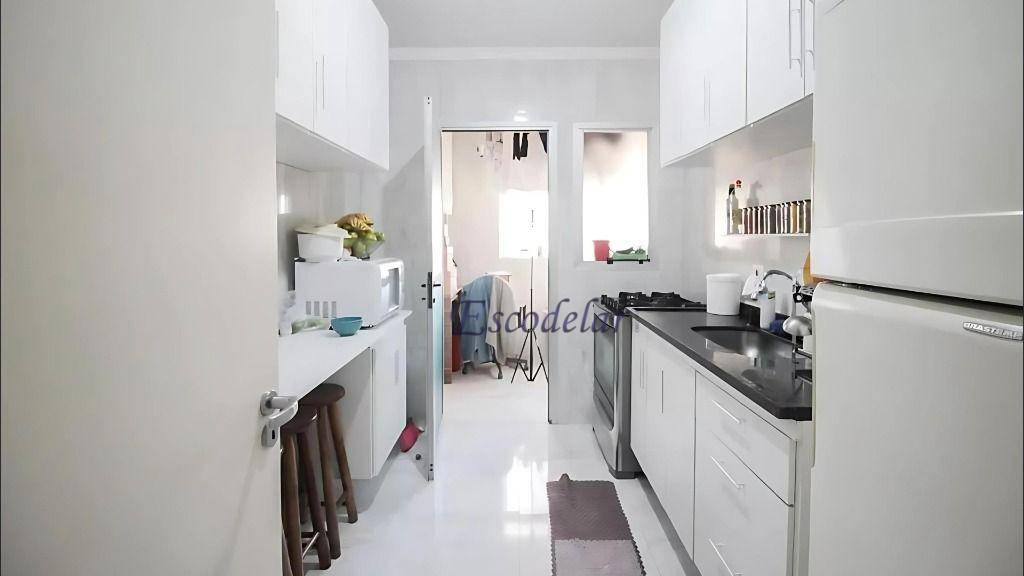 Apartamento à venda com 2 quartos, 70m² - Foto 14