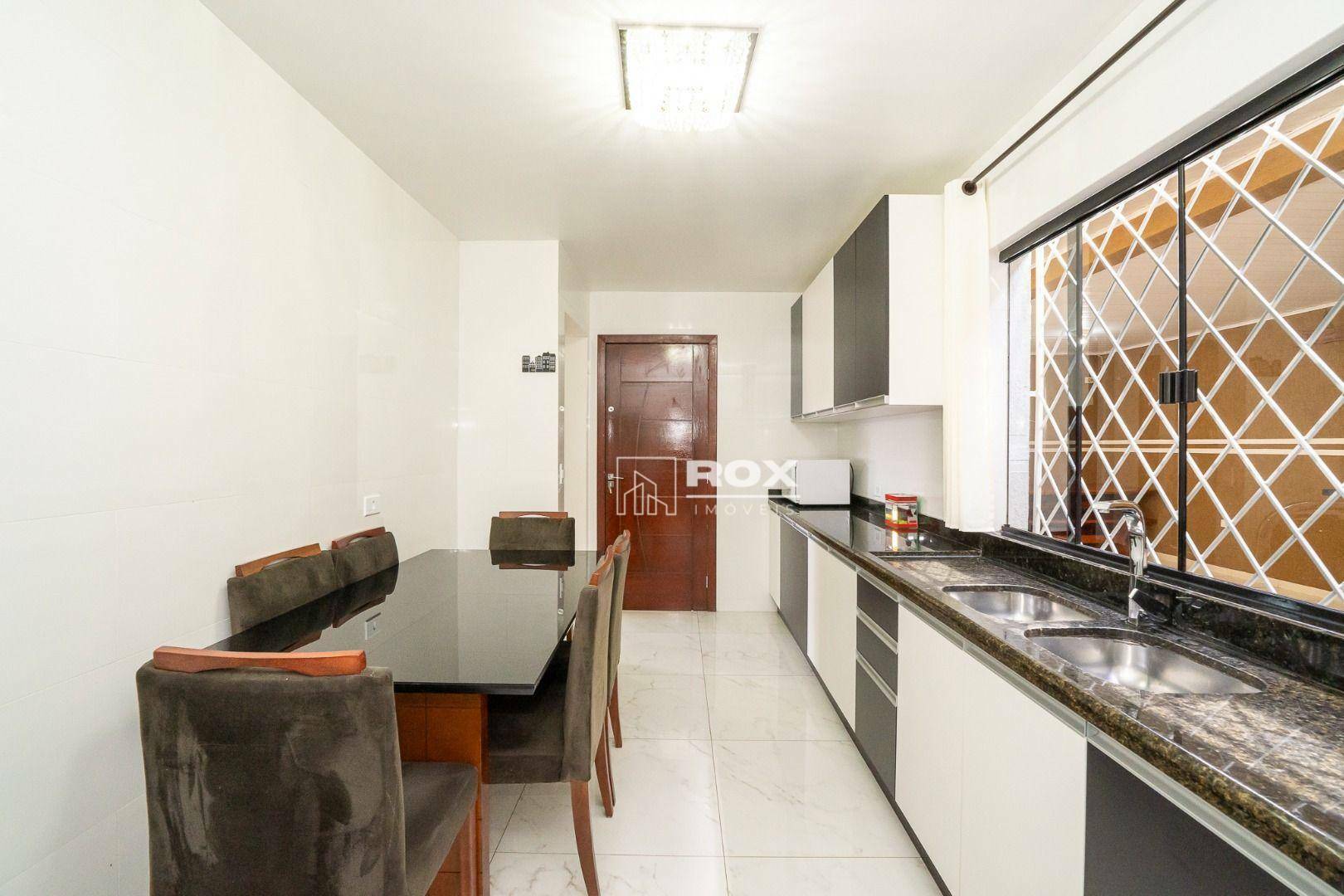 Casa à venda com 3 quartos, 178m² - Foto 10