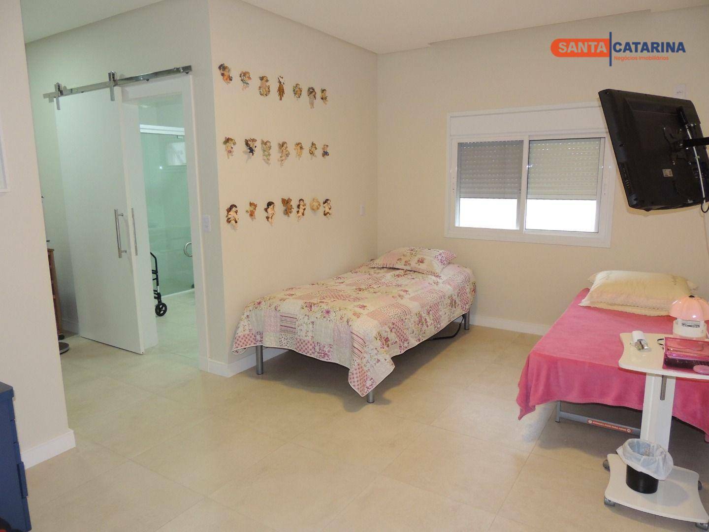 Casa de Condomínio à venda com 4 quartos, 412m² - Foto 22