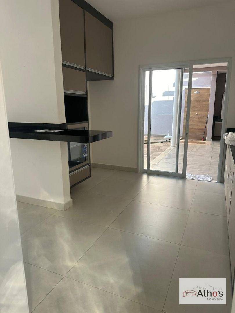 Sobrado à venda e aluguel com 3 quartos, 278m² - Foto 19