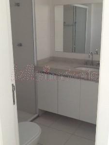 Apartamento para alugar com 2 quartos, 74m² - Foto 6