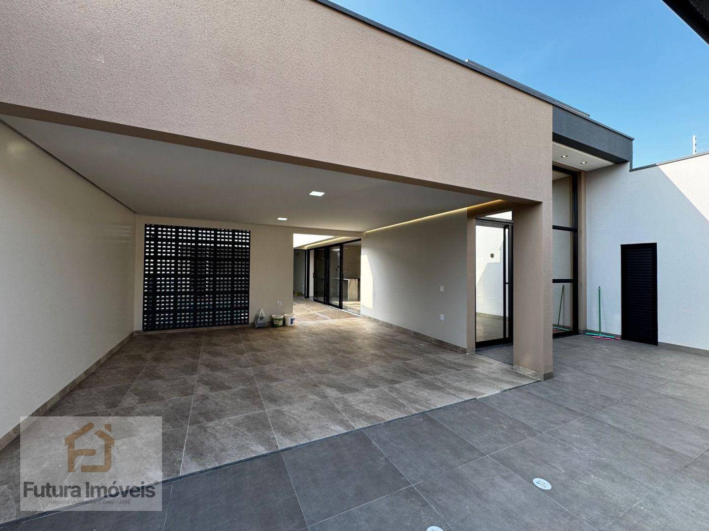 Casa, 3 quartos, 222 m² - Foto 2