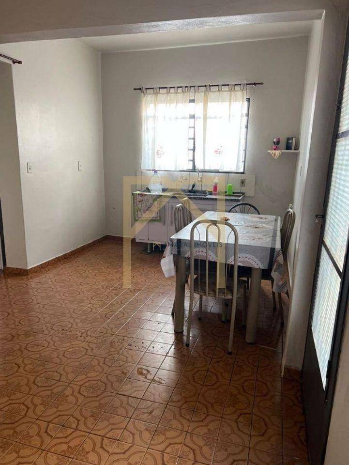 Casa à venda com 2 quartos, 74m² - Foto 5