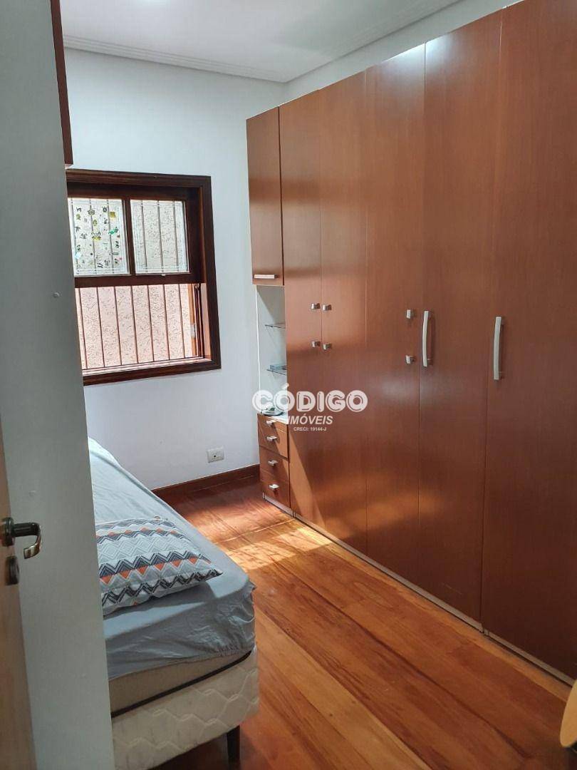 Casa à venda com 3 quartos, 200m² - Foto 18