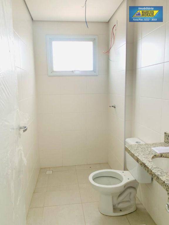 Apartamento à venda com 3 quartos, 105m² - Foto 7