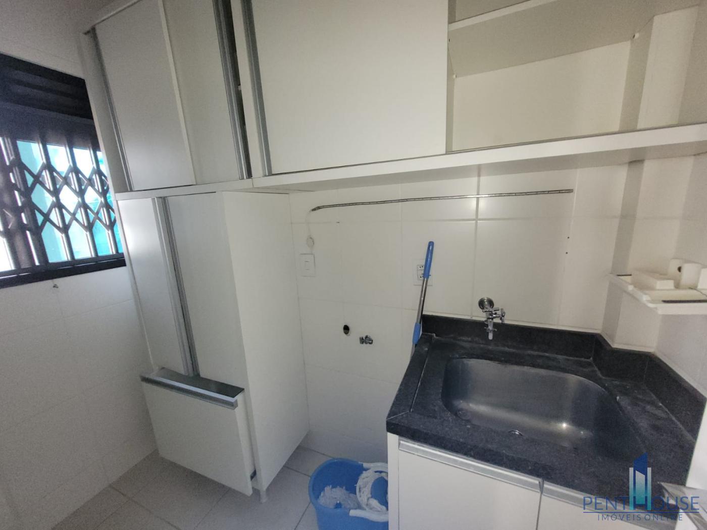 Apartamento à venda com 3 quartos, 133m² - Foto 6