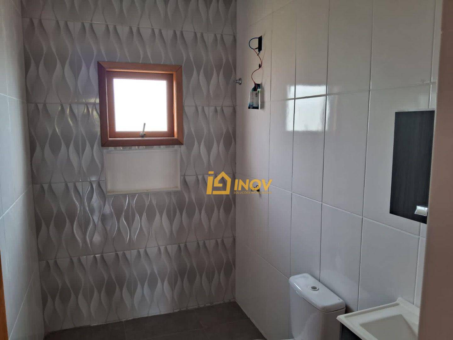 Casa à venda com 2 quartos, 70m² - Foto 6