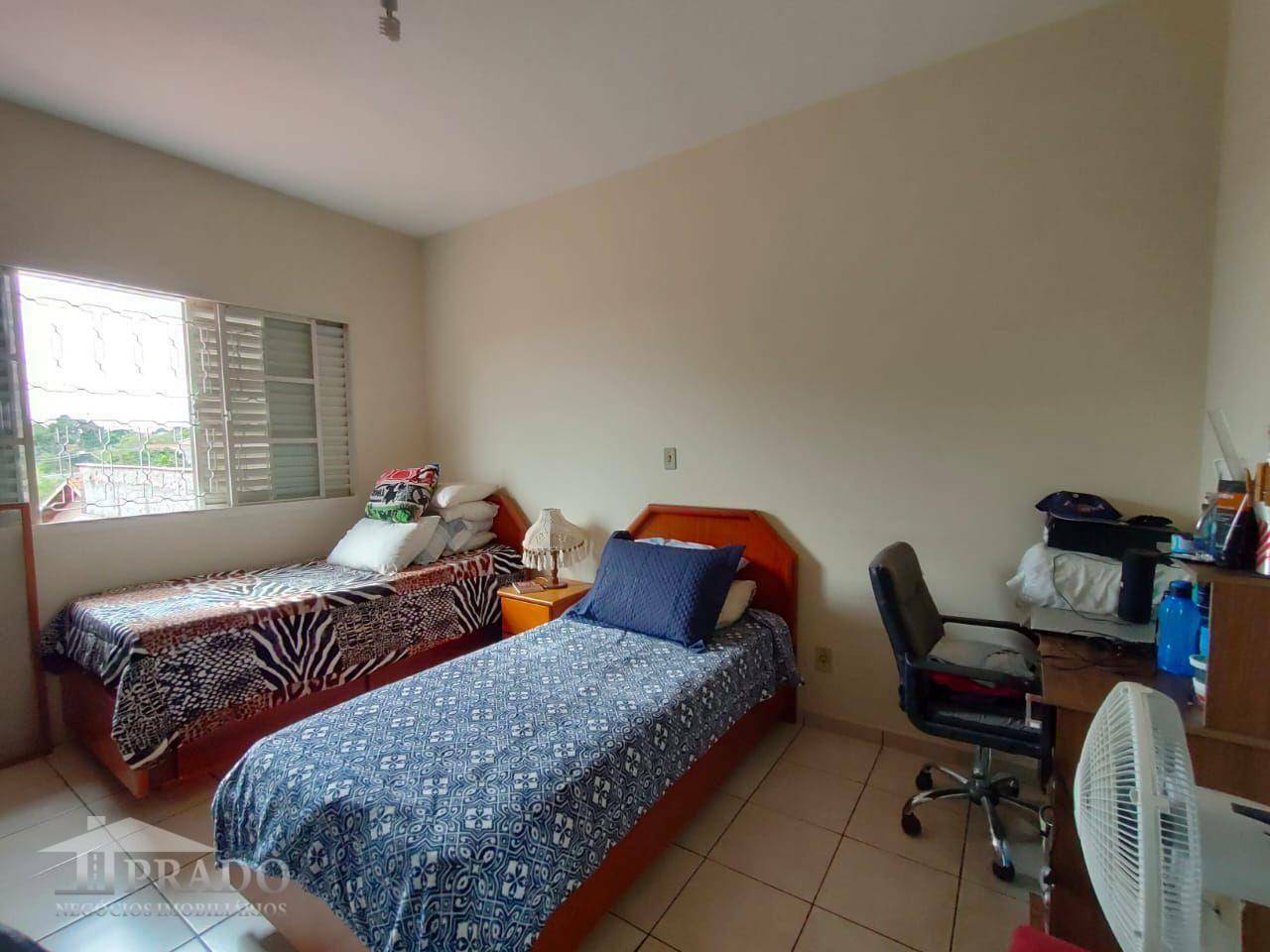 Casa à venda com 3 quartos, 197m² - Foto 6