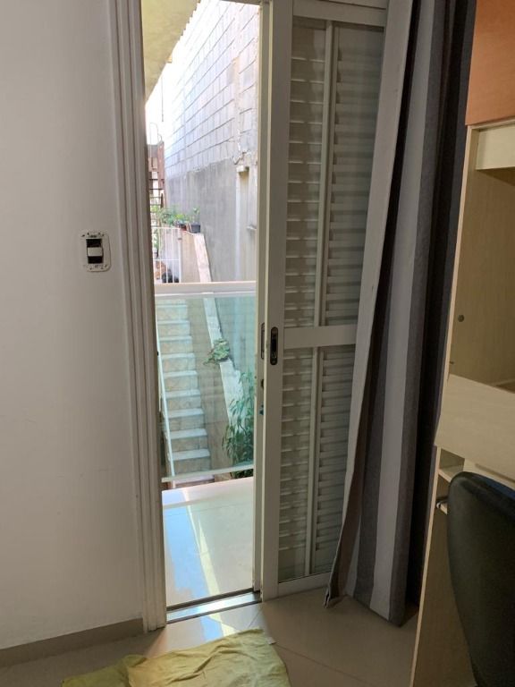 Sobrado à venda com 2 quartos, 200m² - Foto 30