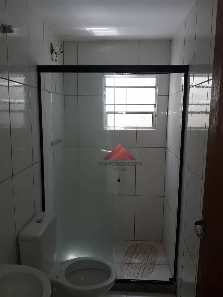 Apartamento à venda com 2 quartos, 42m² - Foto 4