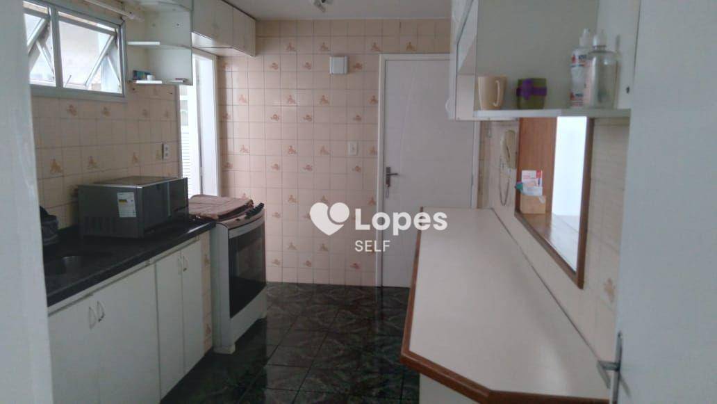 Apartamento à venda com 3 quartos, 135m² - Foto 4