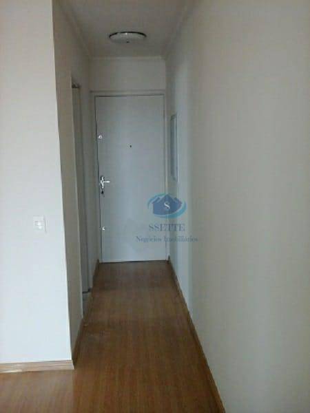 Apartamento à venda com 3 quartos, 68m² - Foto 21