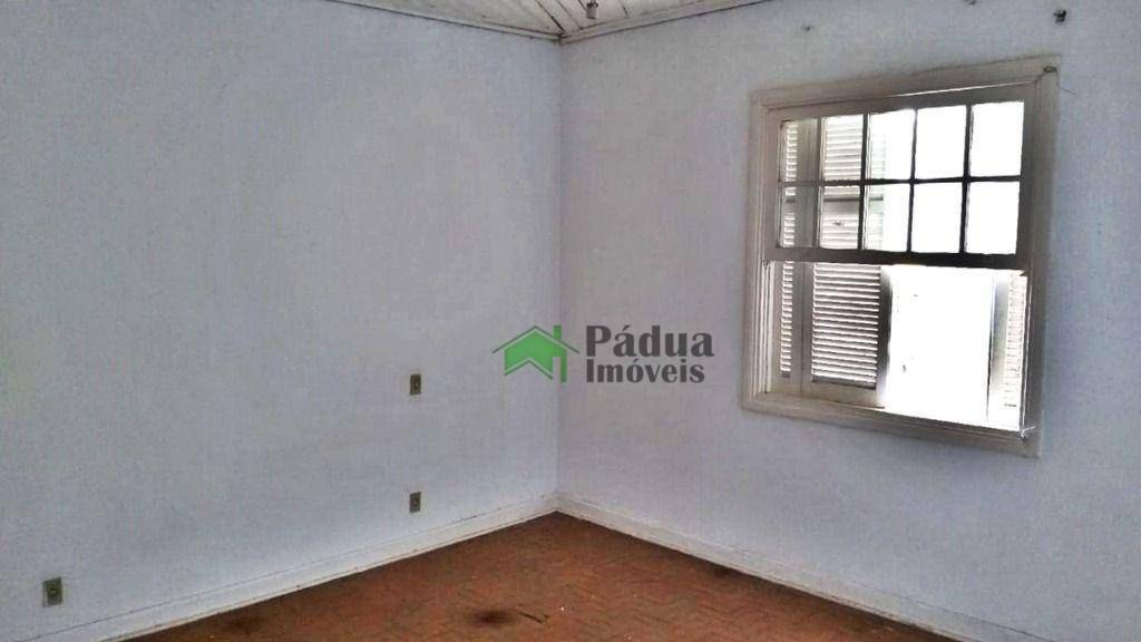 Casa à venda com 4 quartos, 340m² - Foto 18