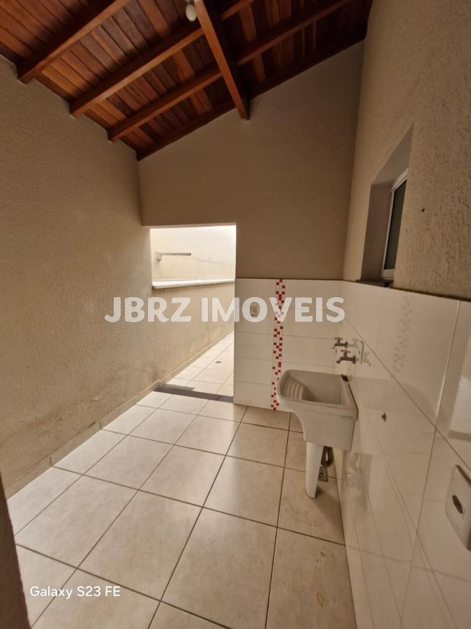 Casa à venda com 2 quartos, 125m² - Foto 9