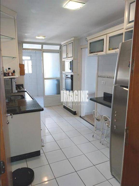 Apartamento à venda com 2 quartos, 45m² - Foto 1