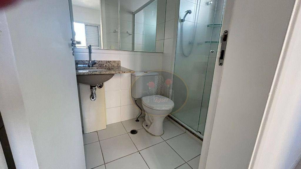 Apartamento para alugar com 3 quartos, 93m² - Foto 3