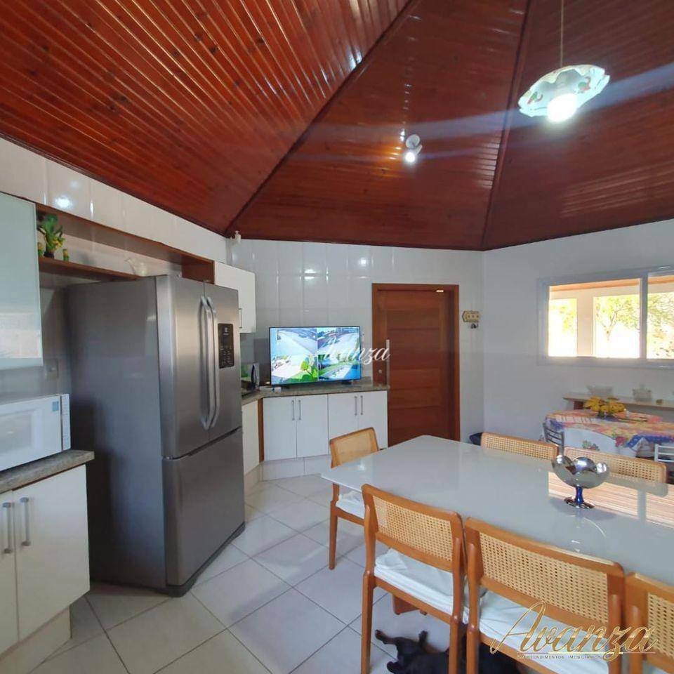 Casa, 5 quartos, 210 m² - Foto 28