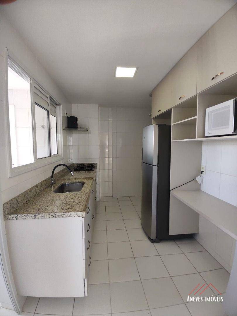 Apartamento para alugar com 3 quartos, 106m² - Foto 8