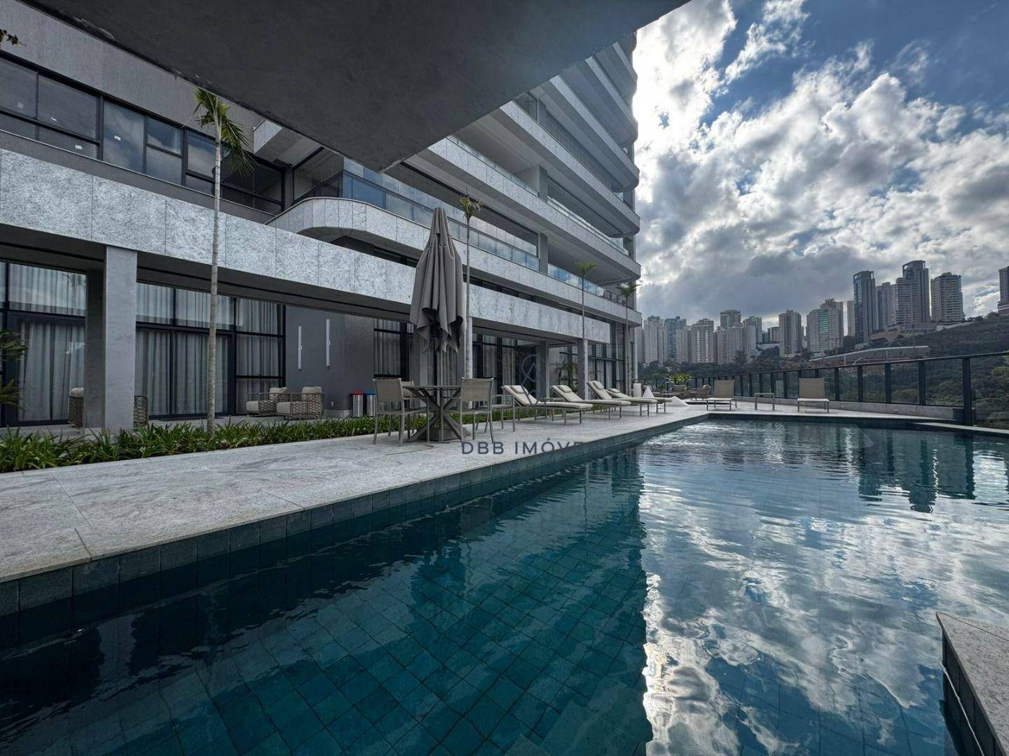 Apartamento à venda com 4 quartos, 186m² - Foto 17