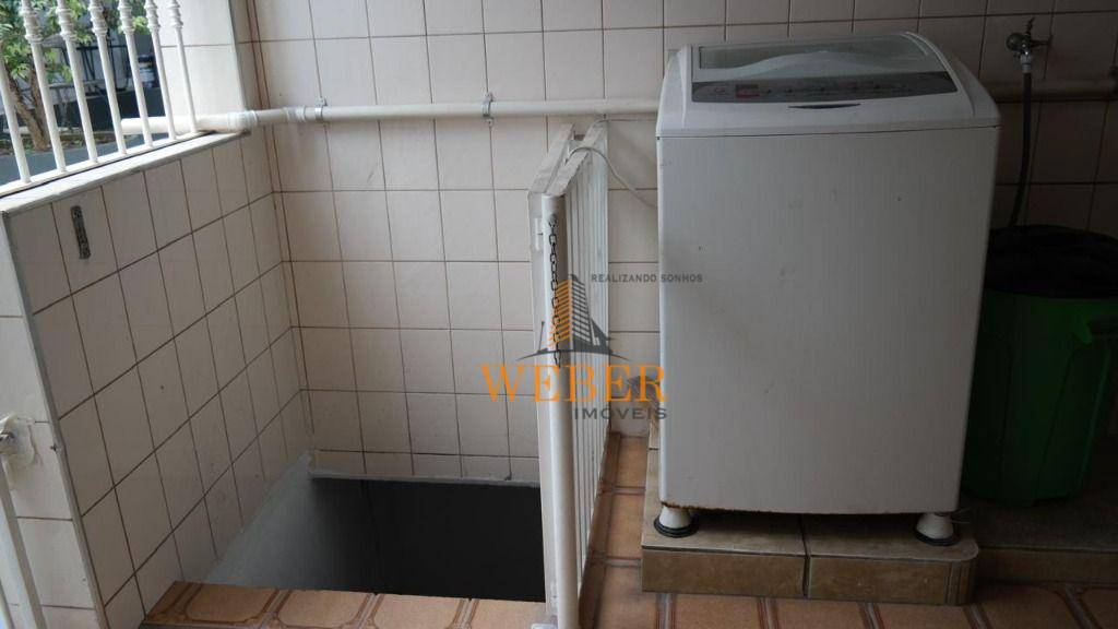 Sobrado à venda com 3 quartos, 348m² - Foto 39
