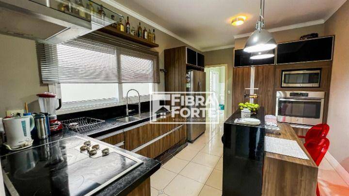 Casa de Condomínio à venda com 4 quartos, 356m² - Foto 6