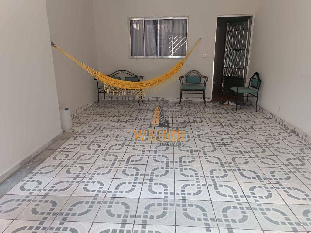 Sobrado à venda com 4 quartos, 200m² - Foto 4