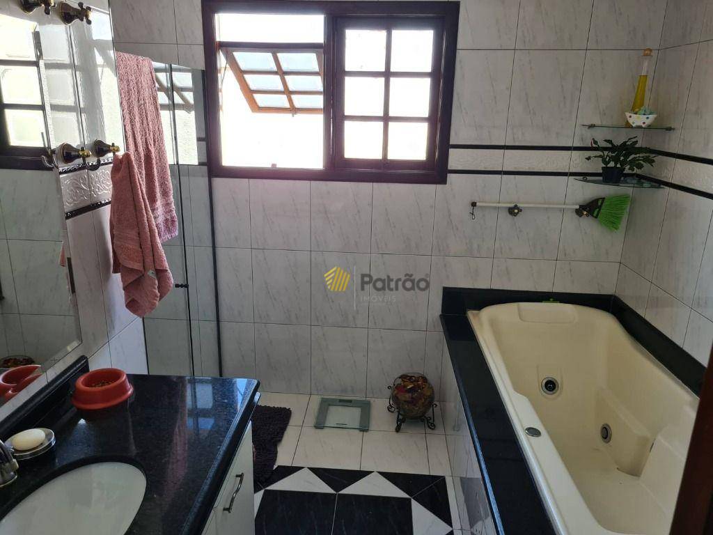 Sobrado à venda com 3 quartos, 272m² - Foto 12