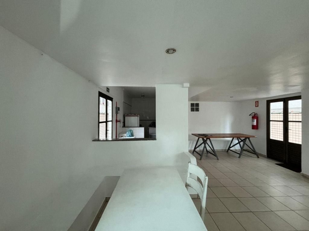 Apartamento à venda com 2 quartos, 47m² - Foto 15