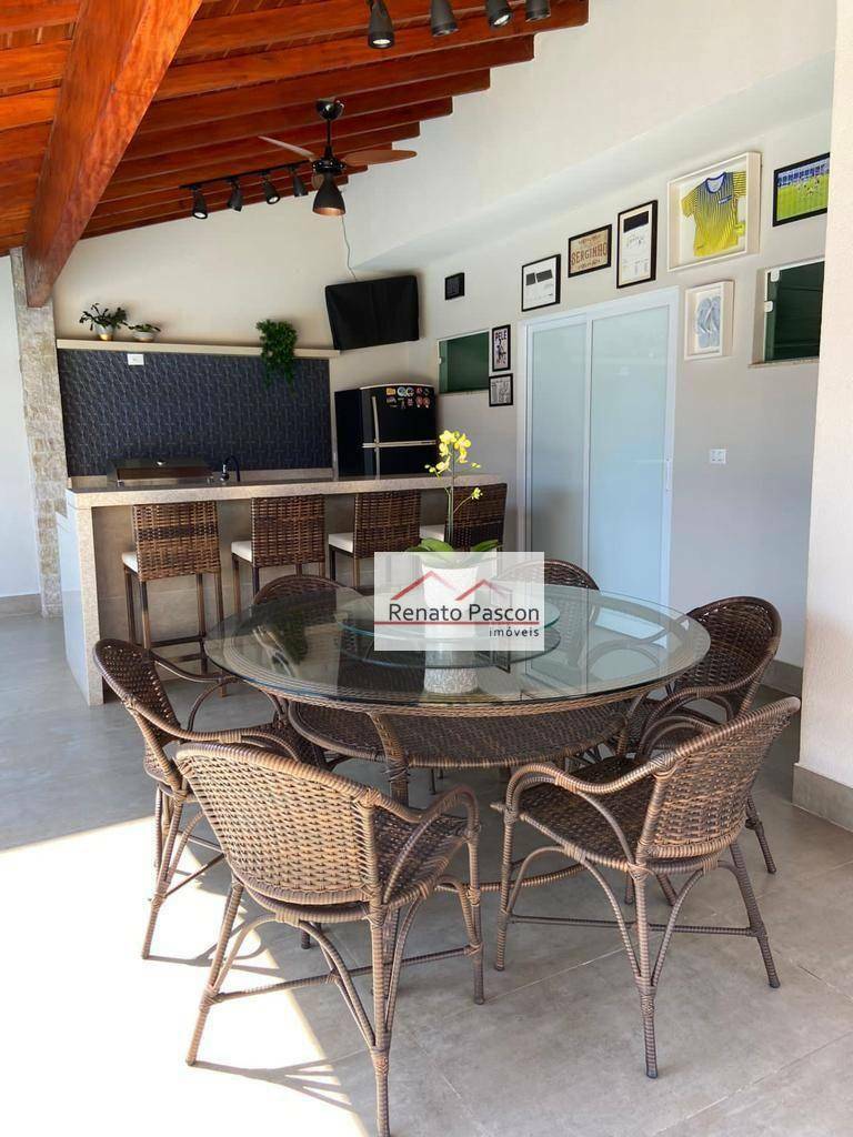 Casa à venda com 3 quartos, 315m² - Foto 5