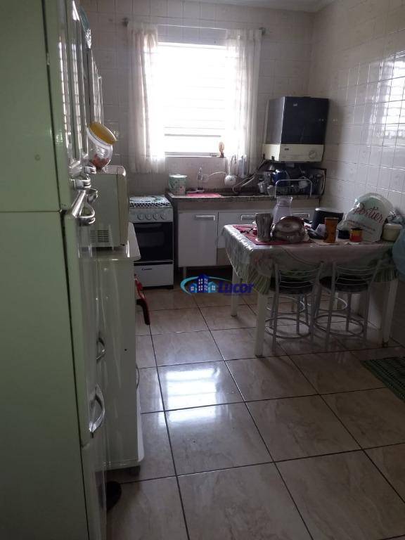 Apartamento à venda com 2 quartos, 74m² - Foto 8