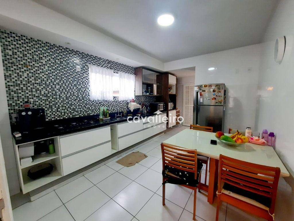 Casa de Condomínio à venda com 4 quartos, 260m² - Foto 8