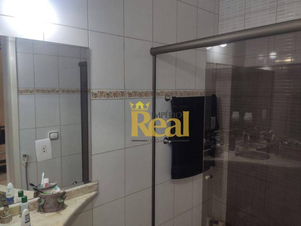 Sobrado à venda com 3 quartos, 200m² - Foto 14