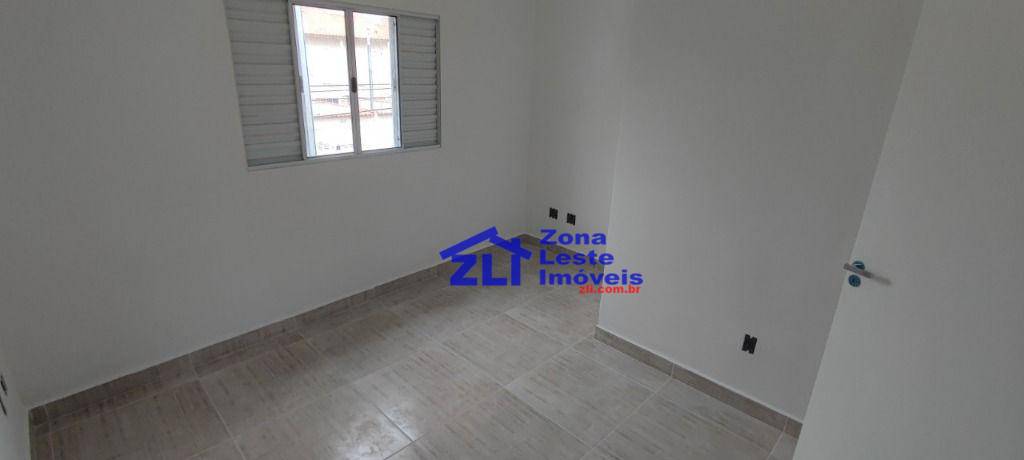 Sobrado à venda com 2 quartos, 64m² - Foto 4