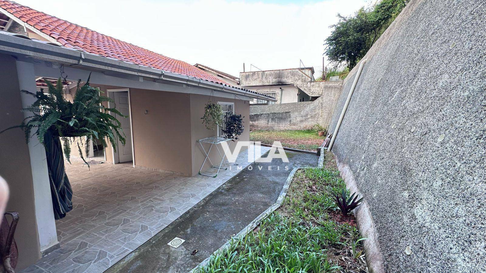 Casa à venda com 3 quartos, 100m² - Foto 7