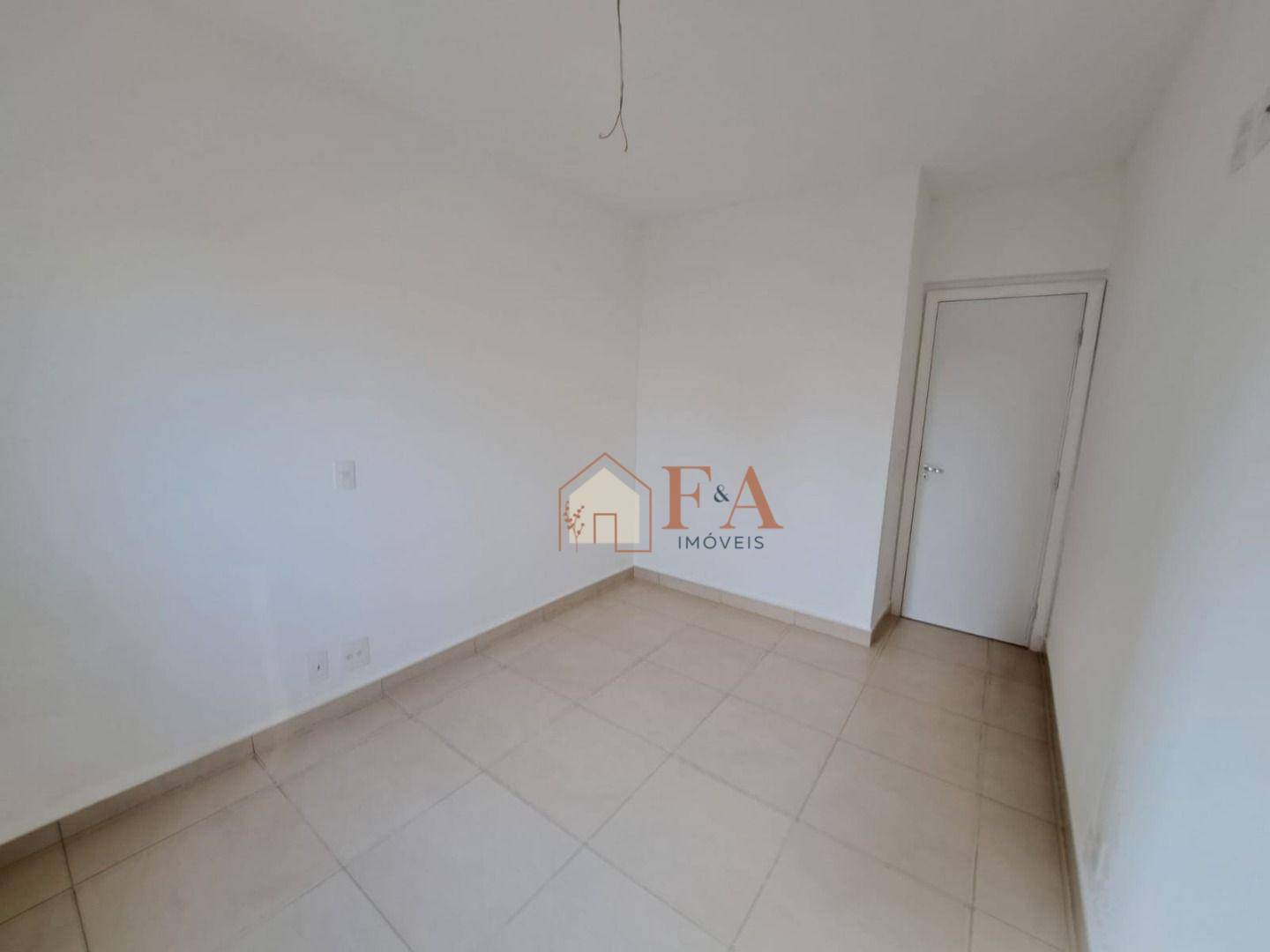 Apartamento à venda com 3 quartos, 107m² - Foto 12