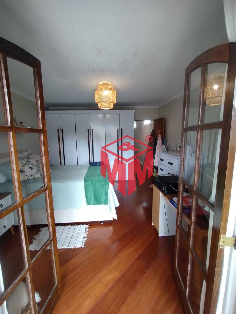 Sobrado à venda com 3 quartos, 230m² - Foto 14