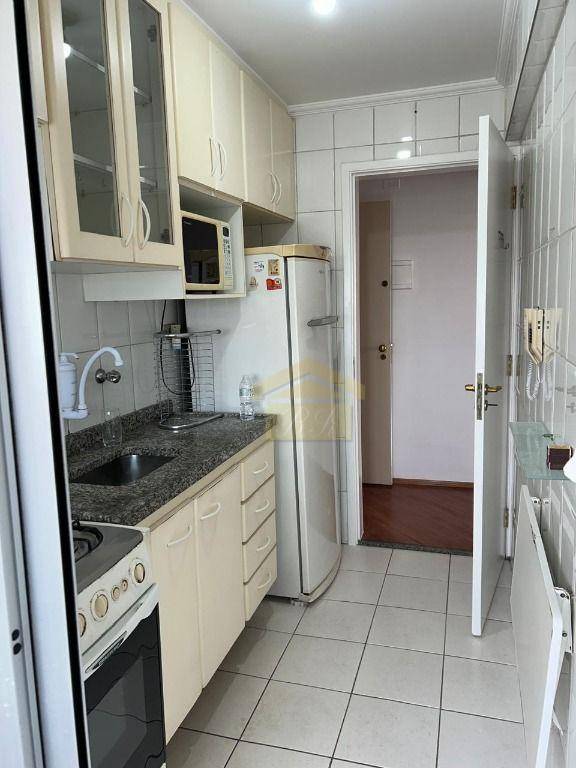 Apartamento para alugar com 2 quartos, 47m² - Foto 4
