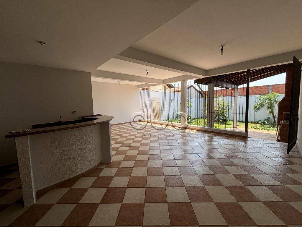 Casa para alugar com 3 quartos, 270m² - Foto 22