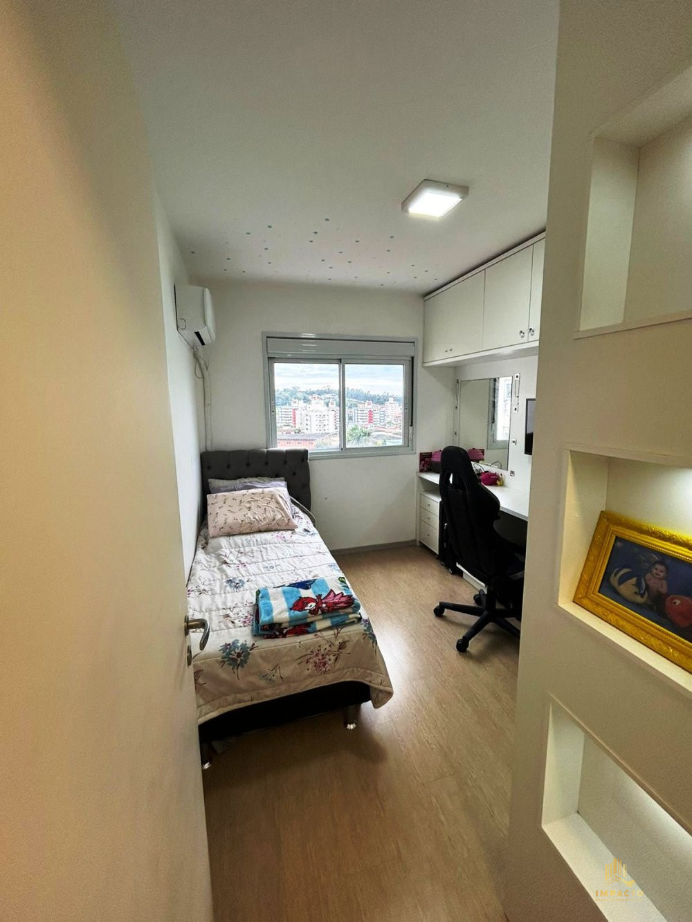 Apartamento à venda com 3 quartos, 87m² - Foto 17