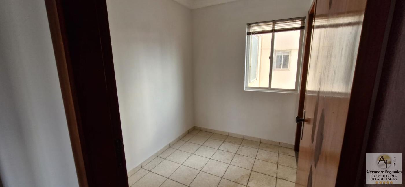 Apartamento à venda com 3 quartos, 120m² - Foto 12