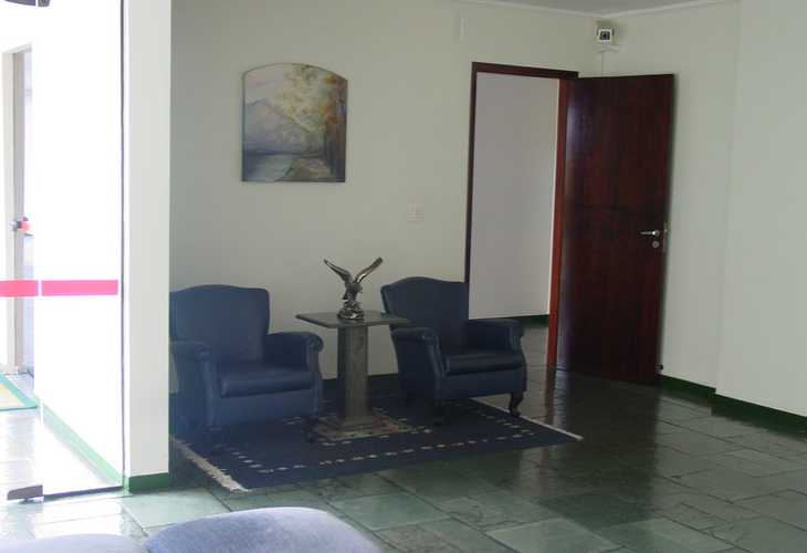 Apartamento à venda com 3 quartos, 189m² - Foto 3