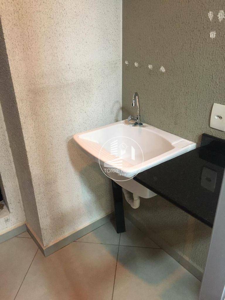 Apartamento à venda com 1 quarto, 38m² - Foto 12